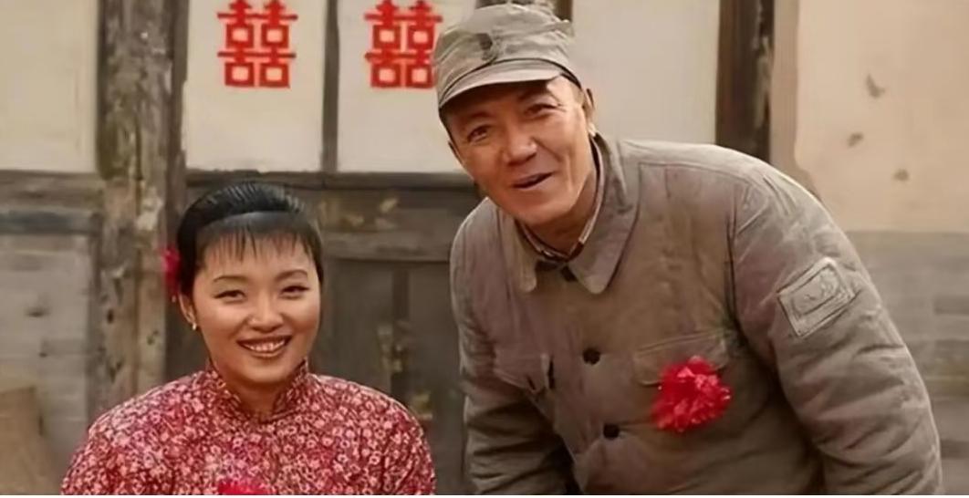 看《亮剑》时，不少人都好奇：要是秀芹没牺牲，李云龙后来还会对田雨动心吗？这事儿掰