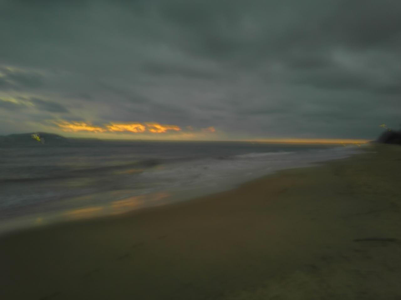 死了就真的什么都没有了我奶奶今年96岁，平时身体很好，自己可以做饭吃，还喜欢