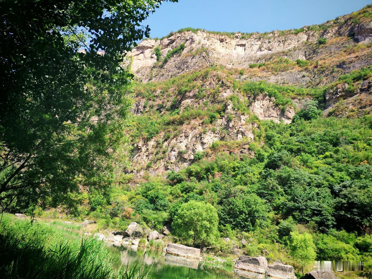 世事无常，人生来日并不方长隔壁一对老夫妻，日子本过得安稳圆满。大爷62岁