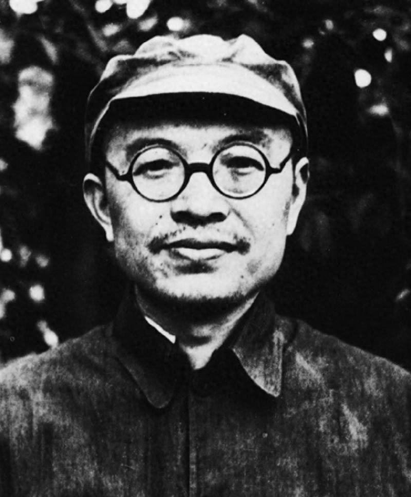 徐向前晚年写回忆录，为何对张闻天多有批评？两人有何历史纠葛？“1977年12月