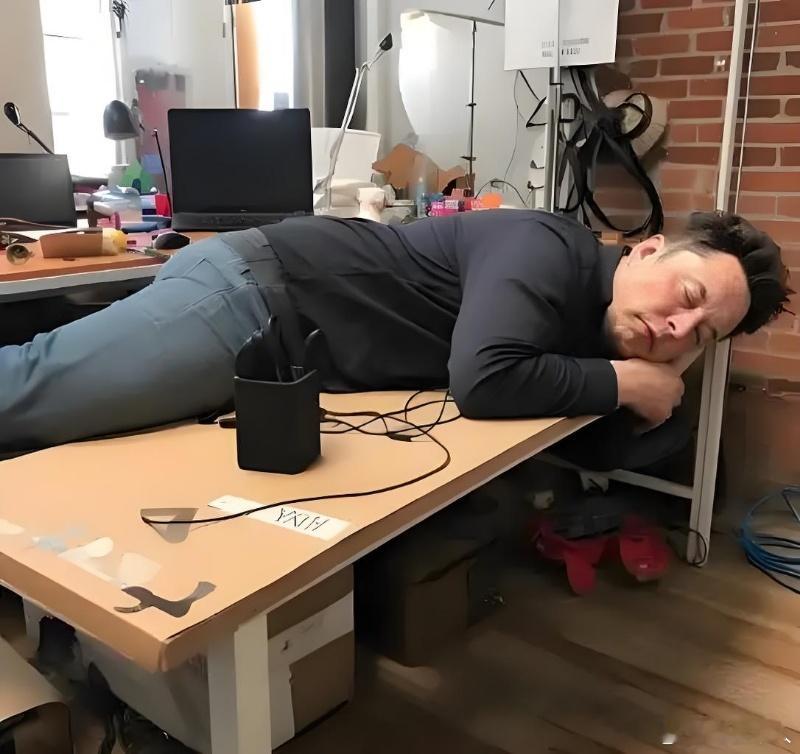 特斯拉已准备好任命新CEO十有八九就是朱晓彤了，原来董事会主席都直接说他是系统性