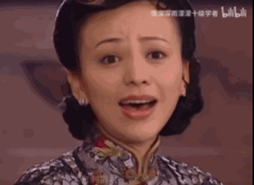 每次参加影视剧活动。除了主厅之外。一些野鸡场。我看到后心情都是姚晨甩杨幂。我