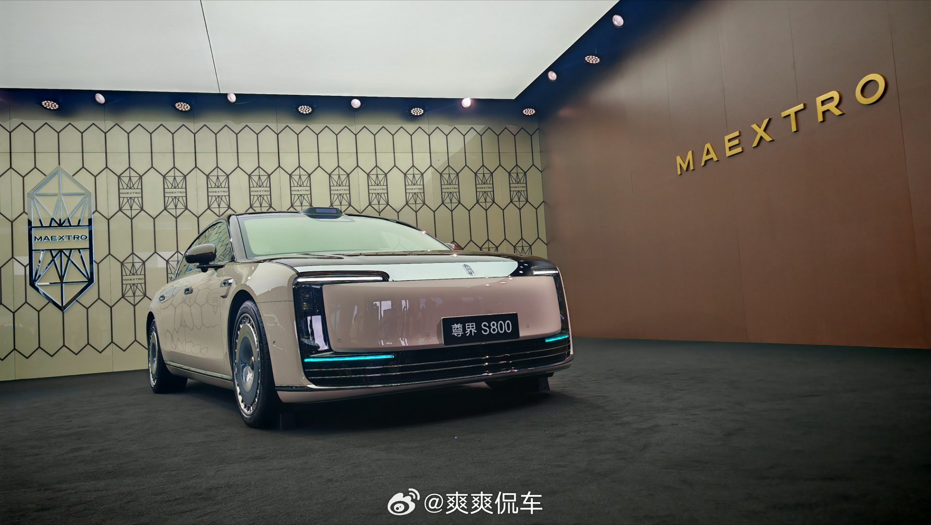 我从来没有想过我会觉得一台50万的车有性价比果然贫穷限制了我的想象力。。没有对比