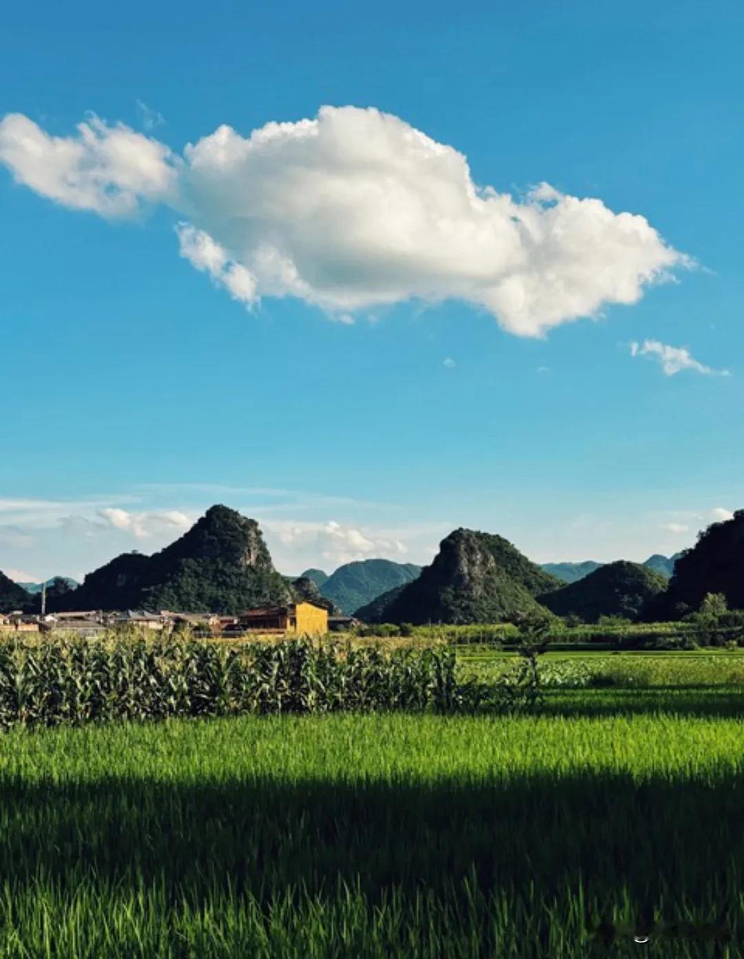 人过六十，富养自己最好的方式，就是养成这6个“好习惯”1、学会善待自己。