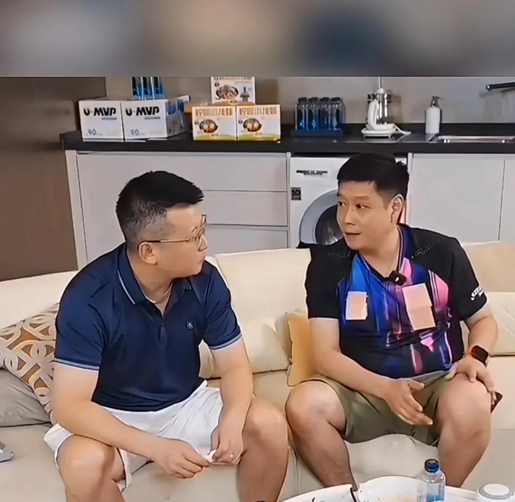在最近的一档节目中，张超问邱贻可，我想知道你现在练莎莎的反手怎么练？邱贻可脱口而