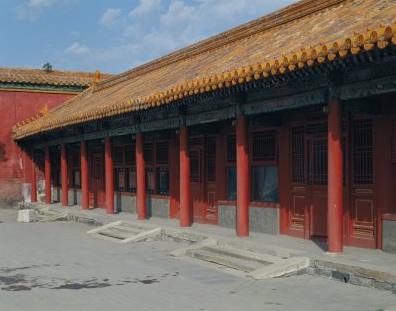 清朝权力最大的机构是军机处，什么人能进入了军机处？要说清朝军机处的门道，得先