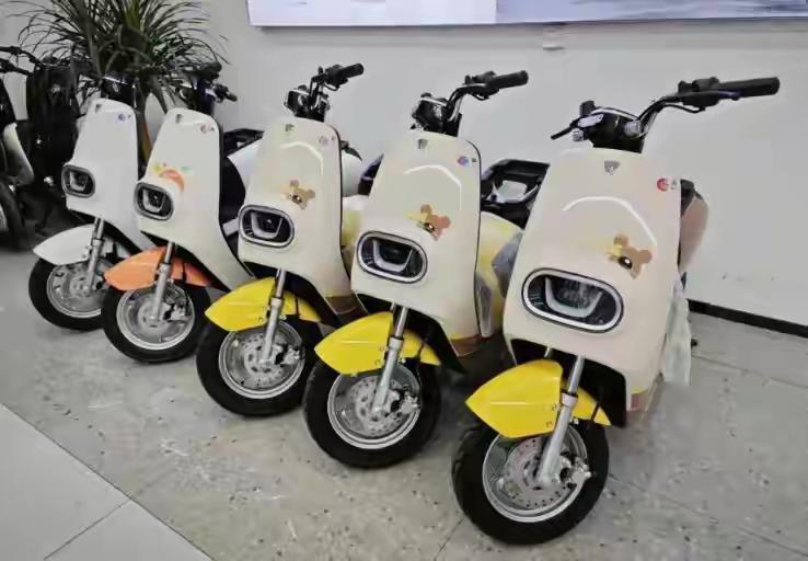 注意了！电动自行车新国标已全面执行，旧国标车按理说该退出市场了。但记者暗访发现，