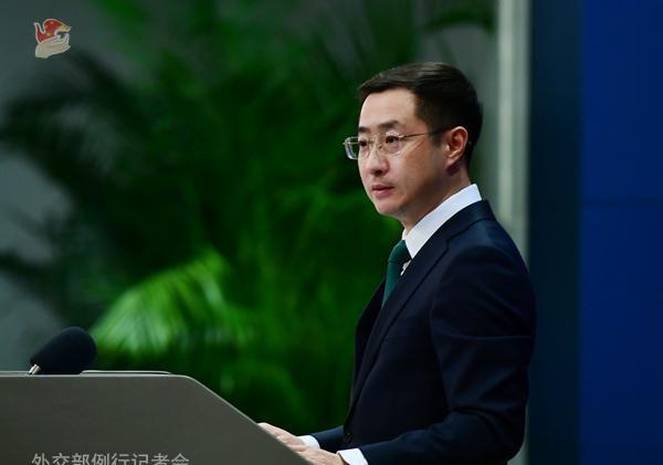 日本政府发布2025年版《外交蓝皮书》将中日关系定位为“日最重要的双边关系之一”