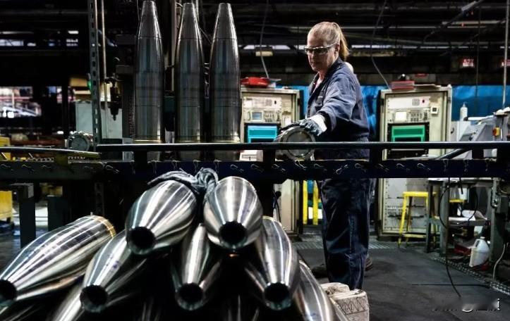 美军正疯狂消耗弹药、急着补库存的关键时刻，中国稀土巨头突然出手——包钢股份、北方