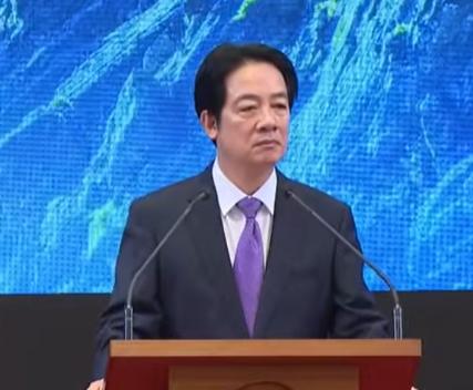 北京时间5月20日，赖清德上任二周年演讲，突然发生两件大事。第一是中国海军“辽宁