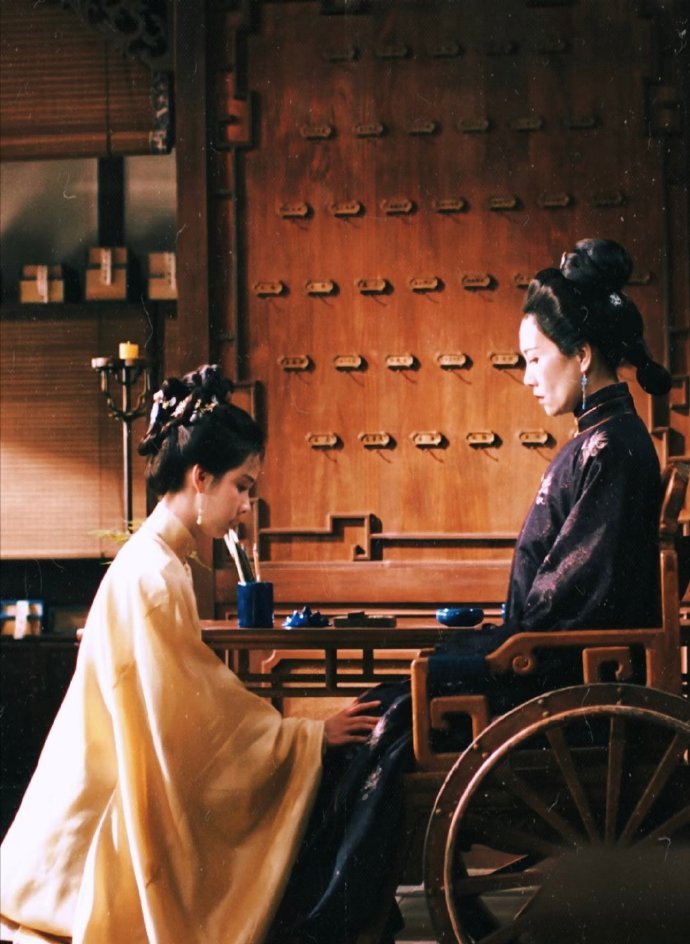 温峥嵘说陈都灵是她的1号女儿温峥嵘陈都灵这对母女也太好哭了！陈都灵一问几号女儿，