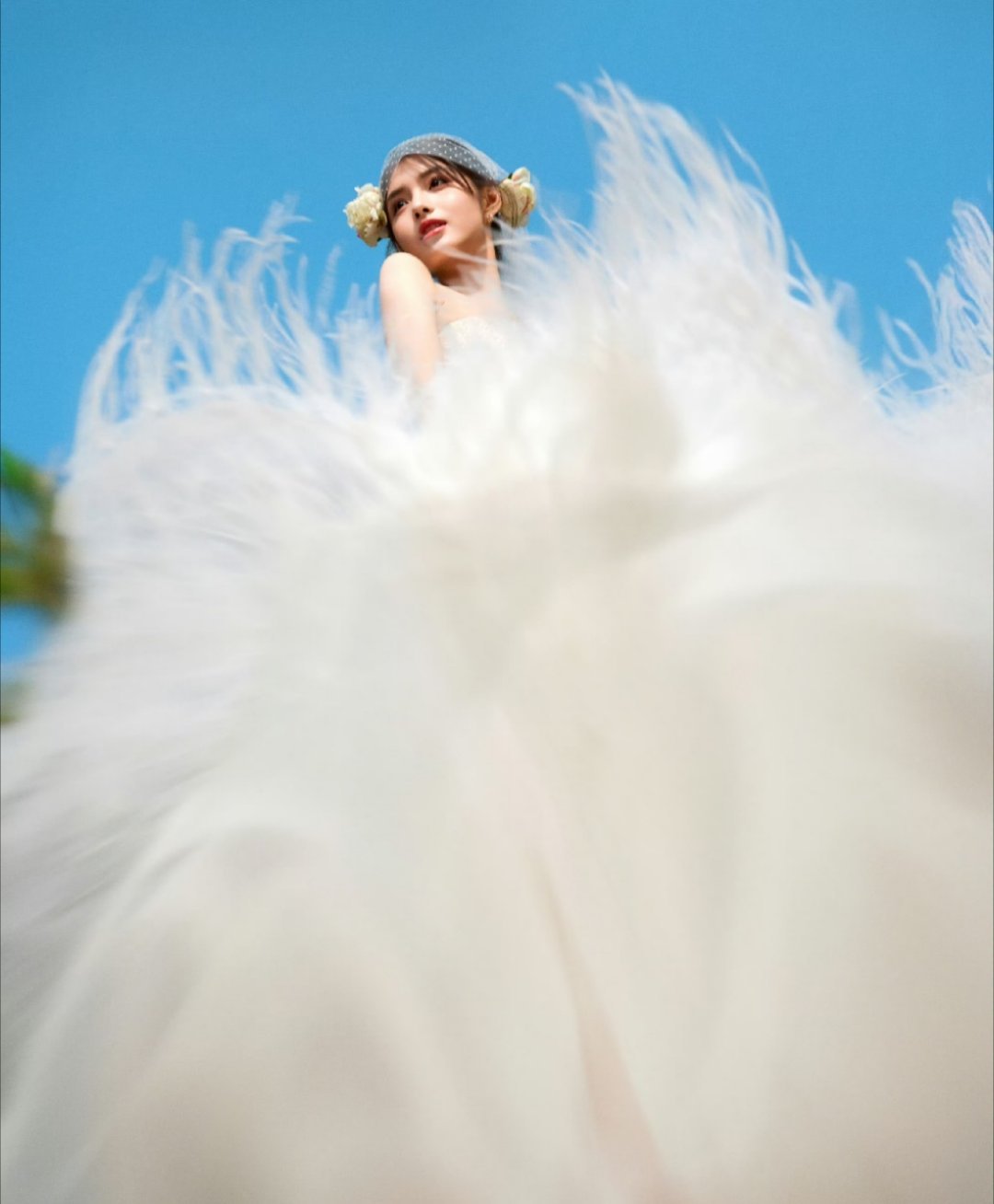 艾米造型好像婚纱啊公主殿下好美！更期待今晚尖叫之夜啦