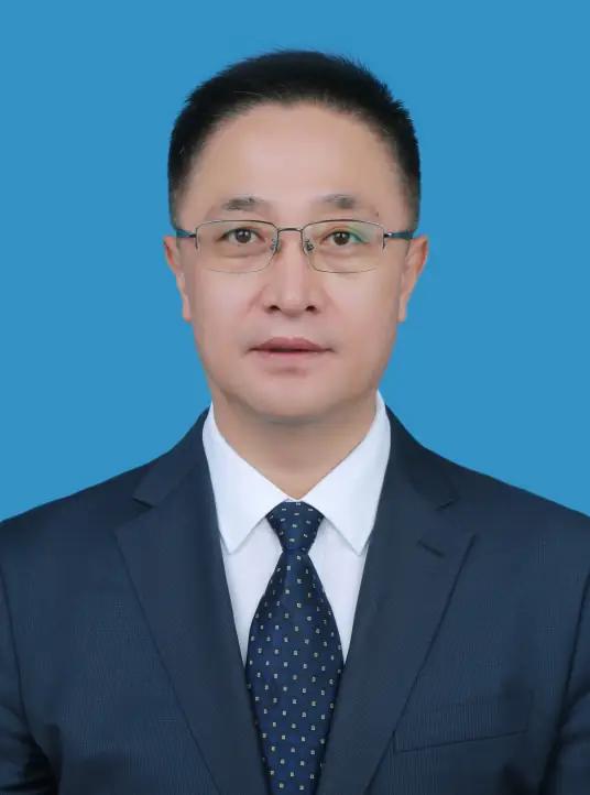 宁夏自治区副主席褚伟已任宁夏党委常委、秘书长。据宁夏日报微信公众号消息，近日，