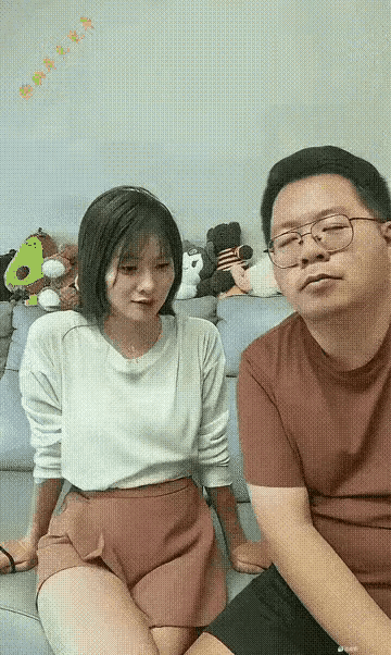 我觉得她们在炫耀，但是我没有证据。