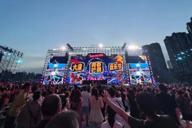 很意外，全国惦记的“空城”复活了，大庸古城凭什么破局？凭的，绝不是什么大拆大建