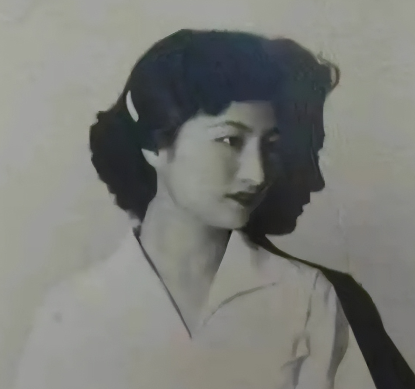 1946年初，张春莲接到戴笠的命令，在陕西设立秘密电台。张春莲被毛人凤招到军中，