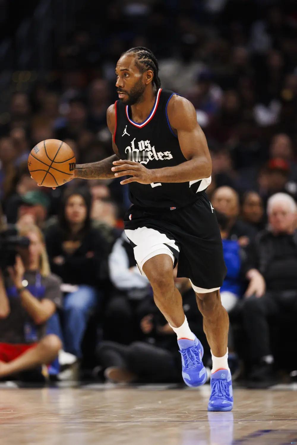 莱昂纳德正式落选全明星！！！因果报应，人品皆有报！ 这次替补名单是教练们投票