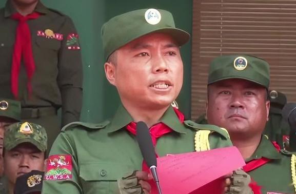 佤邦副总司令鲍军峰持有中国国籍，在昆明被抓、家中名表豪车成堆，央视曝光的是那条不
