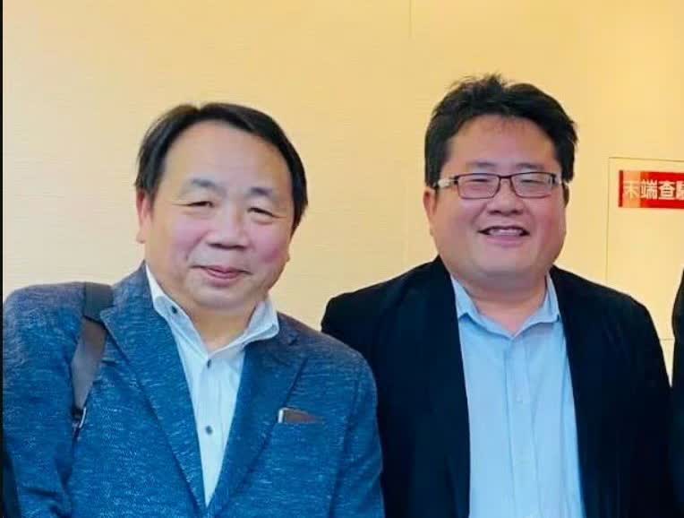 看看石平太郎和什么人在一起就明白了，石平太郎为什么从一个中国人变成“汉奸”。
