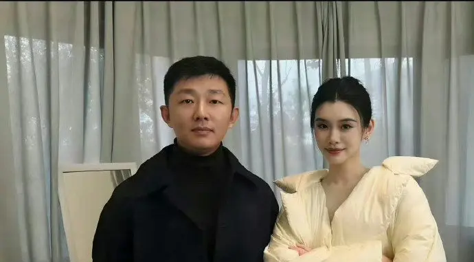 奚梦瑶这长相太牛了，普通人站旁边显得的更普通了​​​