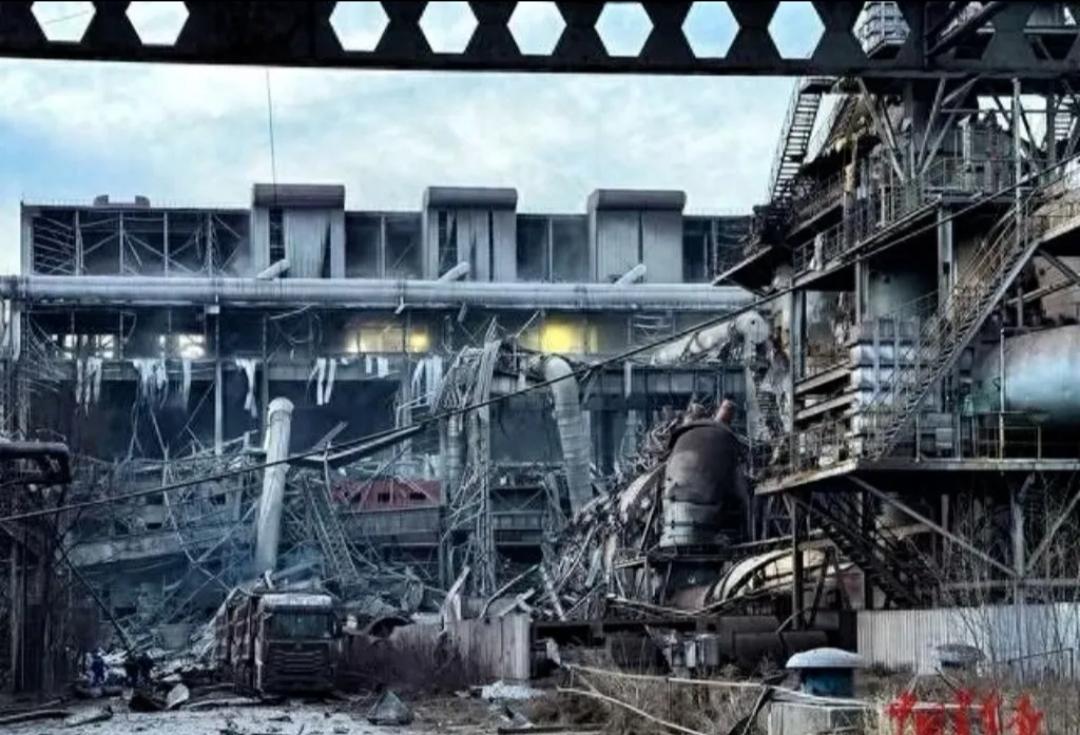 这就叫雷厉风行吧？包钢那边刚出事，仅仅过了一夜，相关责任人就被直接控制了。