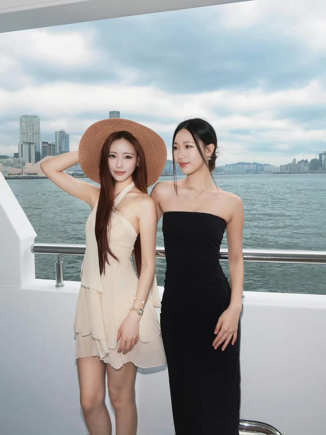 #小S大女儿二女儿创立品牌#有梦想、有行动力、有审美，这三个加在一起，不成功都难。​