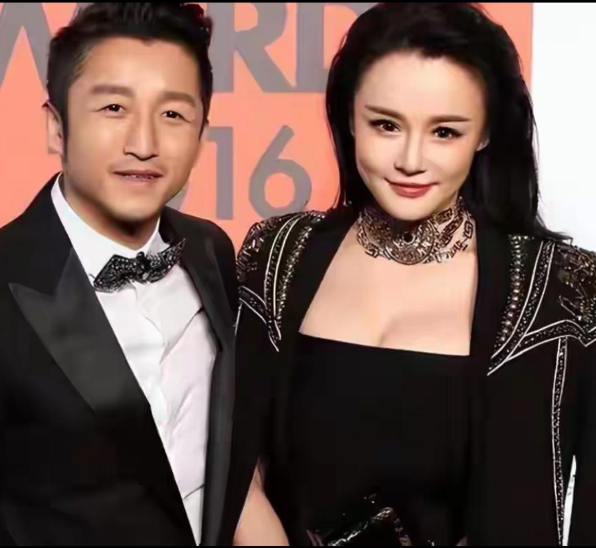 觉得冉莹颖和田朴珺很像，没想到她俩还是商学院同学啊！冉莹颖当年跟着邹市明出来