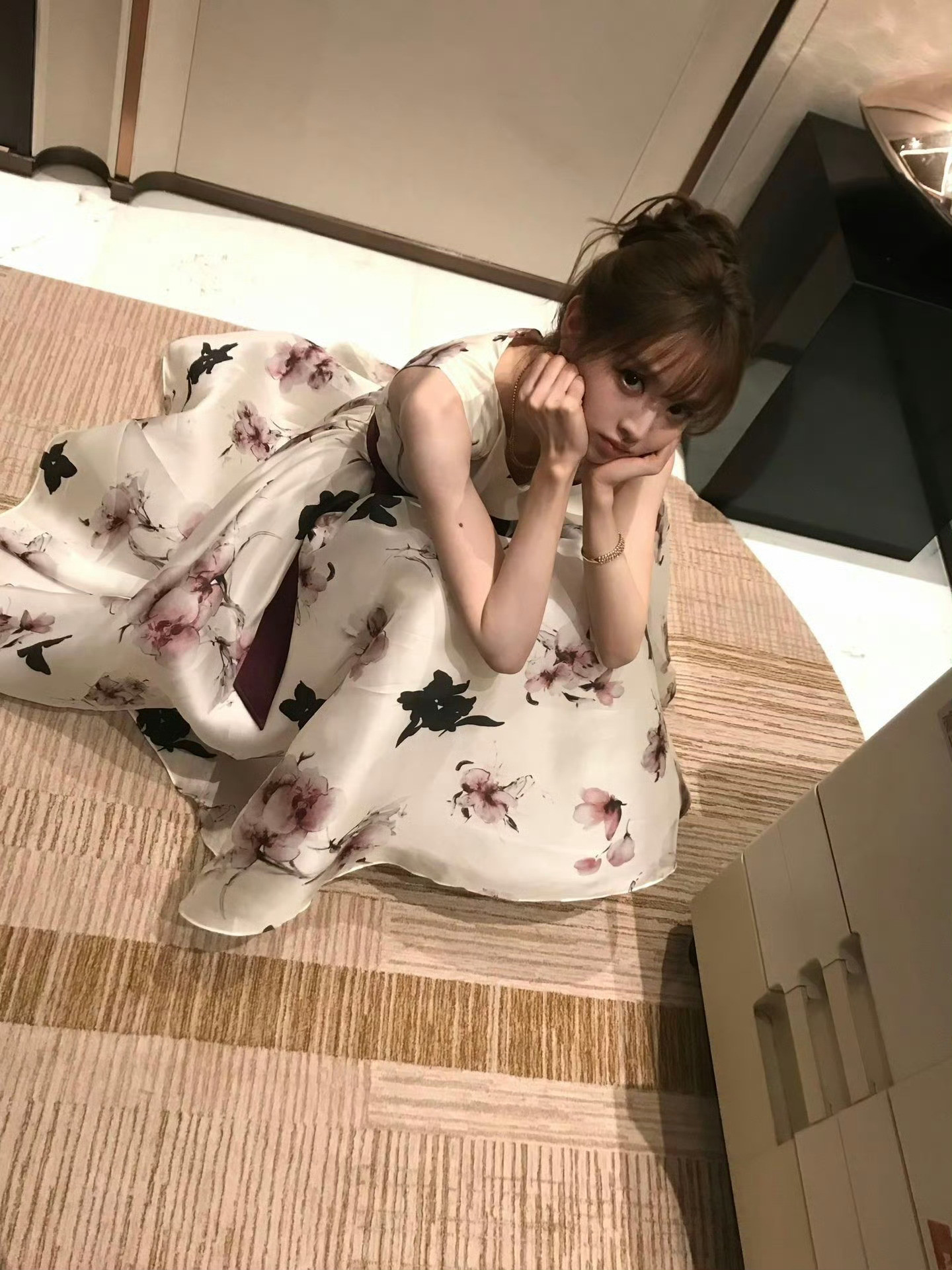 又怎么了？我的大小姐！田曦薇田曦薇小猫公主转圈​​​