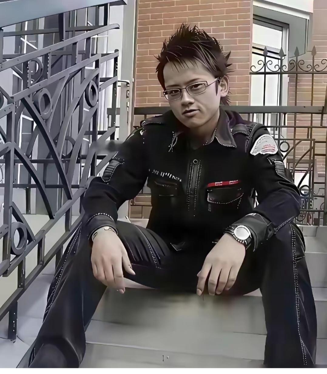 天啊，这就是青春吗？真是越来越帅了。