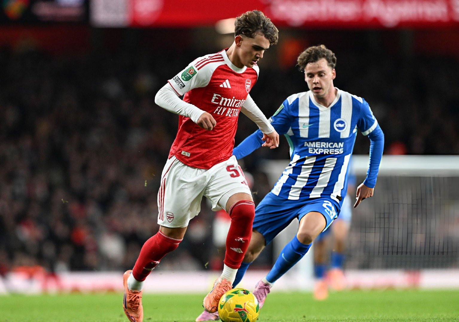 新纪录|在阿森纳2-0战胜布莱顿的卡拉宝杯比赛中,15岁302天的青训小将马克斯