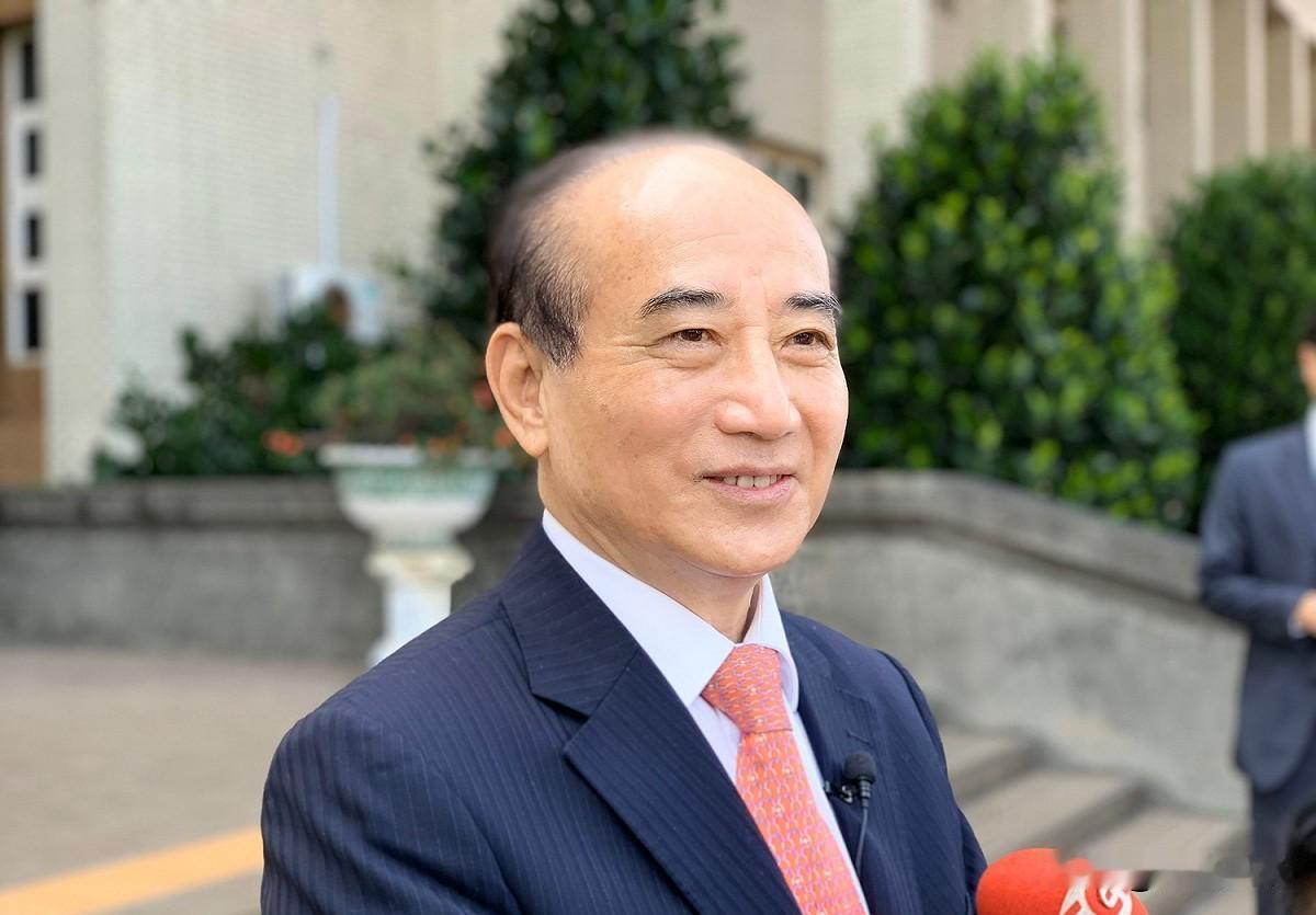 评高雄选情胶着王金平周日替柯志恩操盘千人造势针对高雄市长选情，立院前院长王