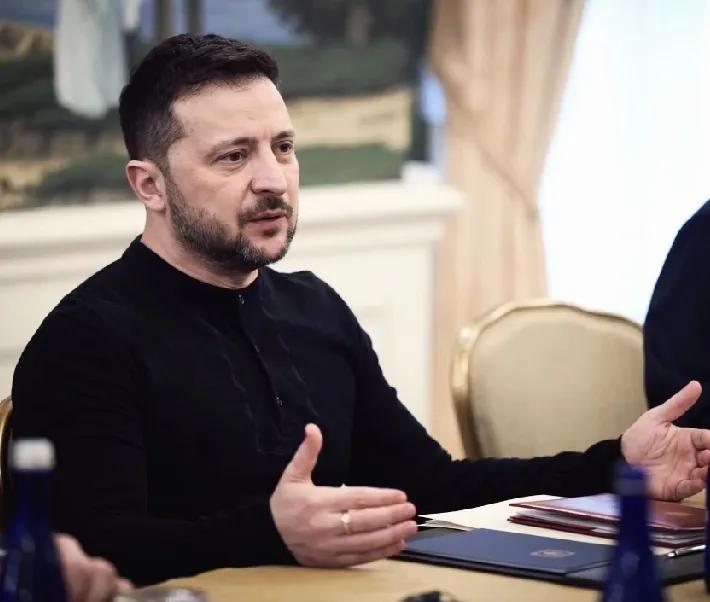 泽连斯基这是要逼着普京主动给欧断气？就在刚刚，乌军偷袭了俄境内一处天然气压缩站，