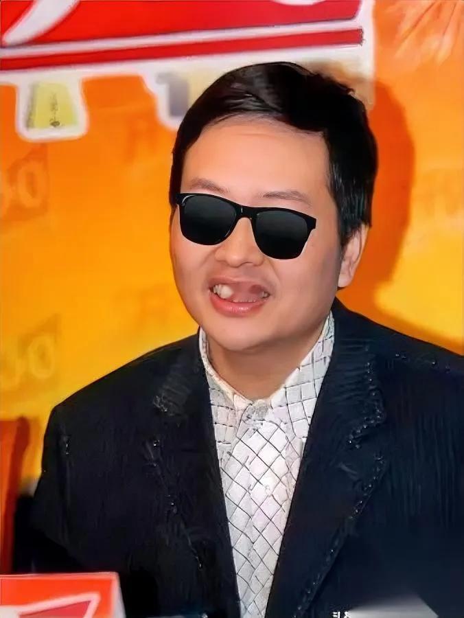 极光光事件有隐情？宋老师拿材料逐条追问对面为啥只敢转移话题？当宋老师拿着