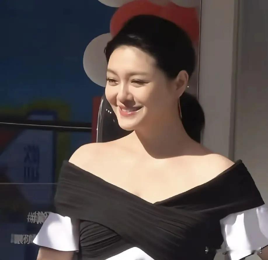 大s离世真的很可惜，两个年幼的孩子原本是最需要妈妈的时候女人真的要很爱惜自己身