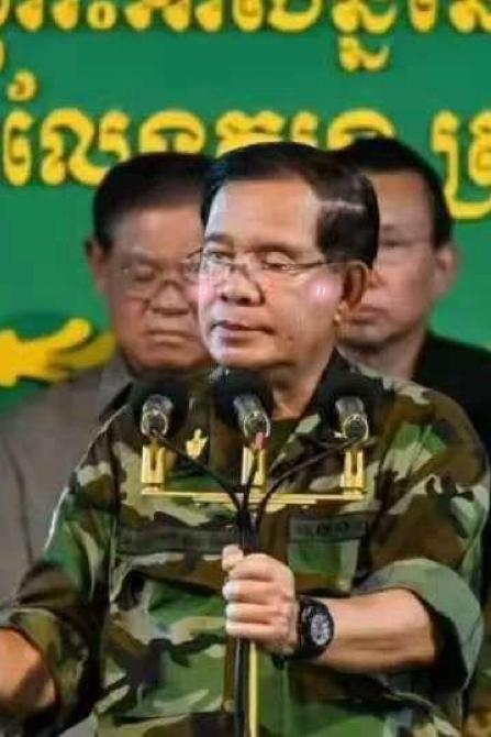 打死没想到，昨晚一位在柬埔寨工作多年的老外交官喝多了说：泰国这次暴打柬埔寨，全因