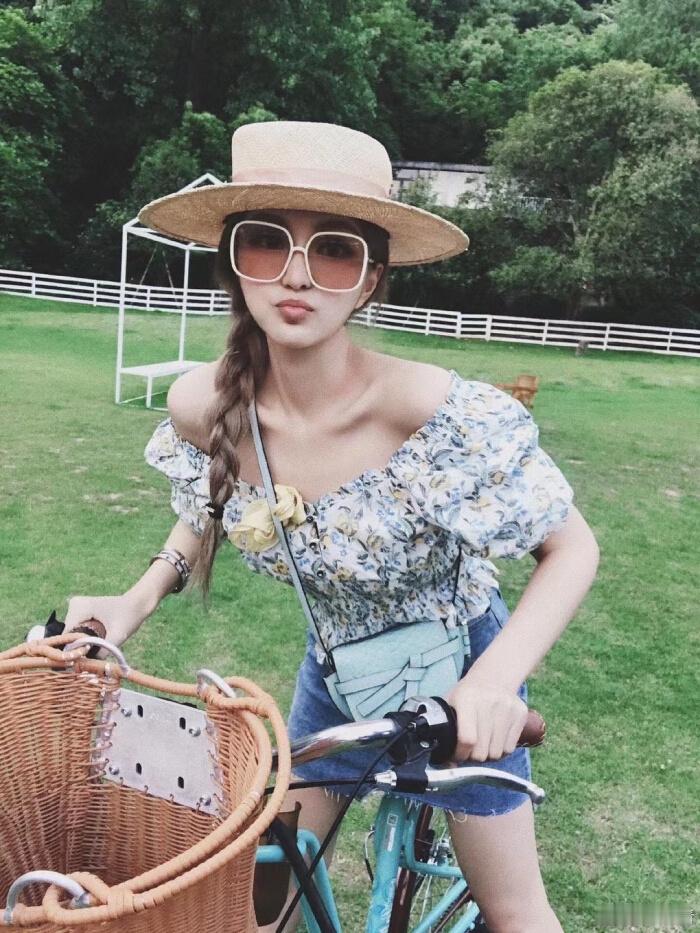 好利来大公子周扬青分手原因周扬青我建议你还是别谈恋爱了，你真的不适合恋爱只适合自