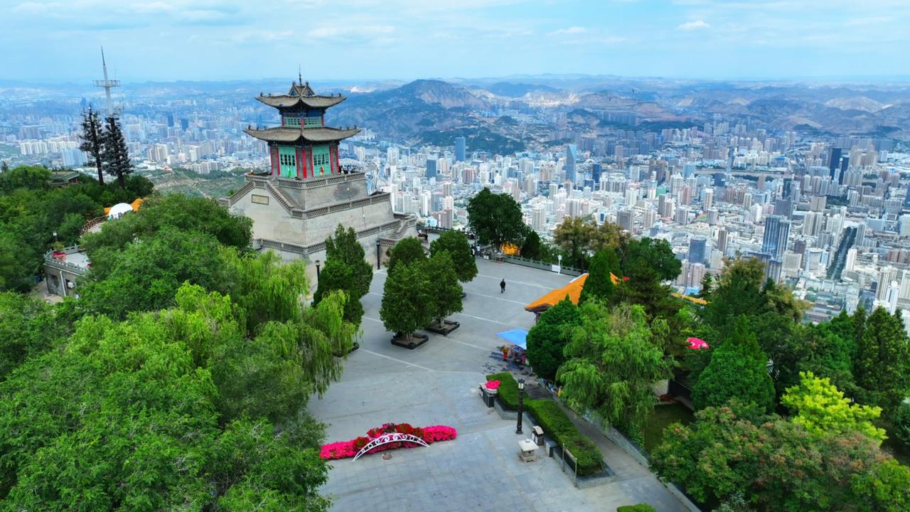 甘肃2025年GDP出炉！甘肃2025年GDP为13697.5亿，增长5.8