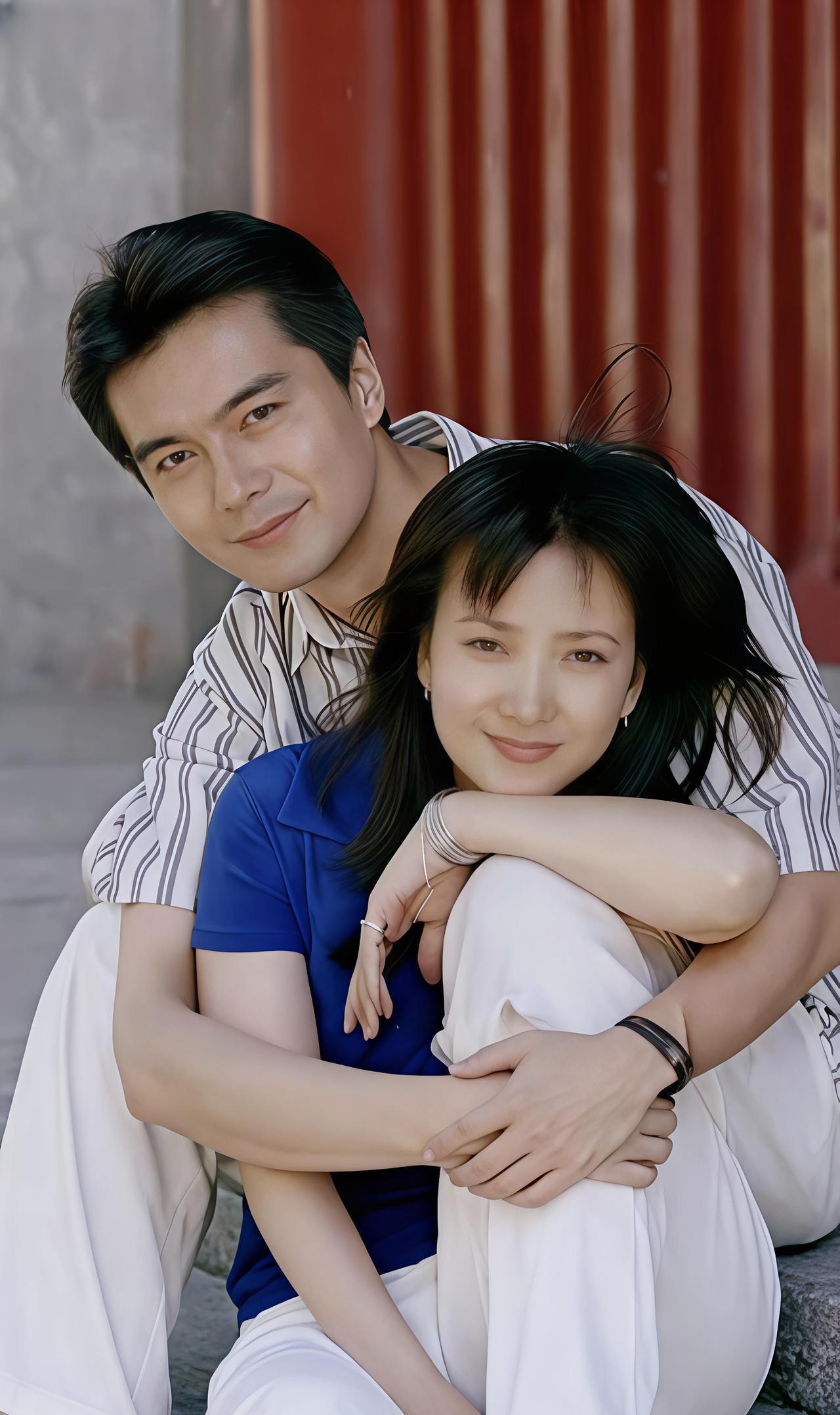 四婚两丧，幼子分离。56岁的许亚军，却把日子过成了顶配。你看他吞下那段日子。