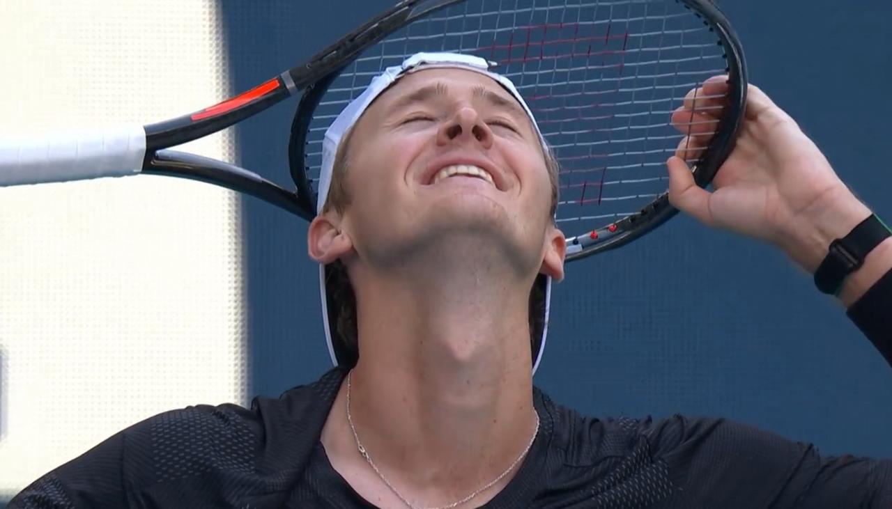 阿尔卡拉斯被科达淘汰出局，阳光双赛均无缘冠军北京时间2026