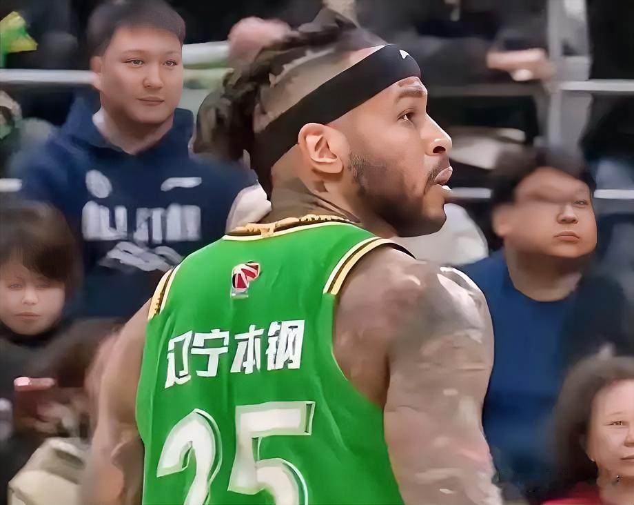 想不到吧，辽篮放弃莫兰德优先续约权，原来是另有原因。休赛期，辽篮放弃了莫兰德的