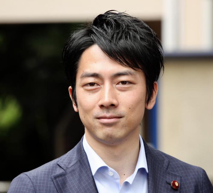 9月11日，日本防卫大臣小泉进次郎在记者会上，再次把一个敏感话题摆上桌面：日本是