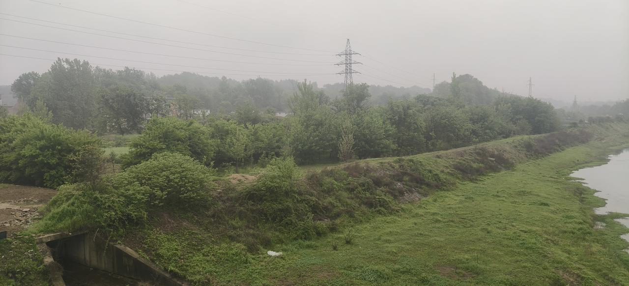 人这一辈子，求名求利，求爱求全，到最后才明白，真正想要的不过是心安。不