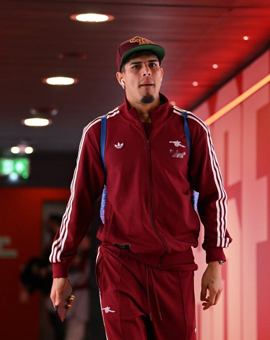 阿尔特塔谈因卡皮耶首发：“我们认为这是今日首发的最佳中卫组合。显然加布里埃尔将缺