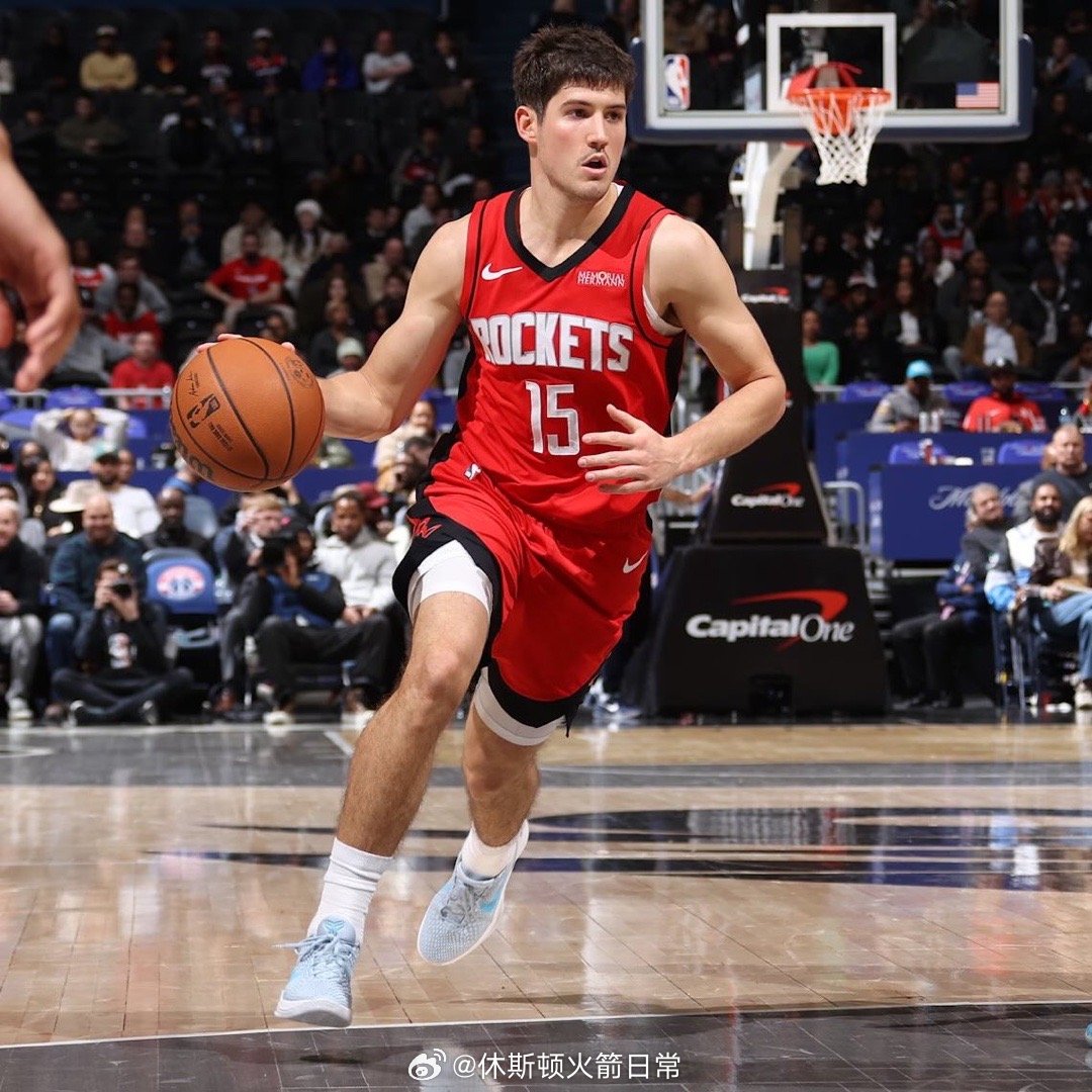 里德·谢泼德职业生涯中担任首发球员时，场均17.1分3.8篮板5.5助攻2.3抢