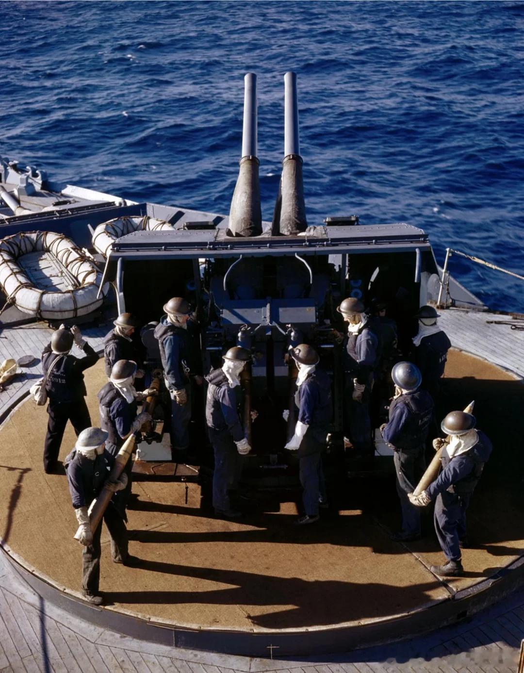 1944年3月改装后的辅助巡洋舰罗伯特王子号（HMCSPrinceRobe