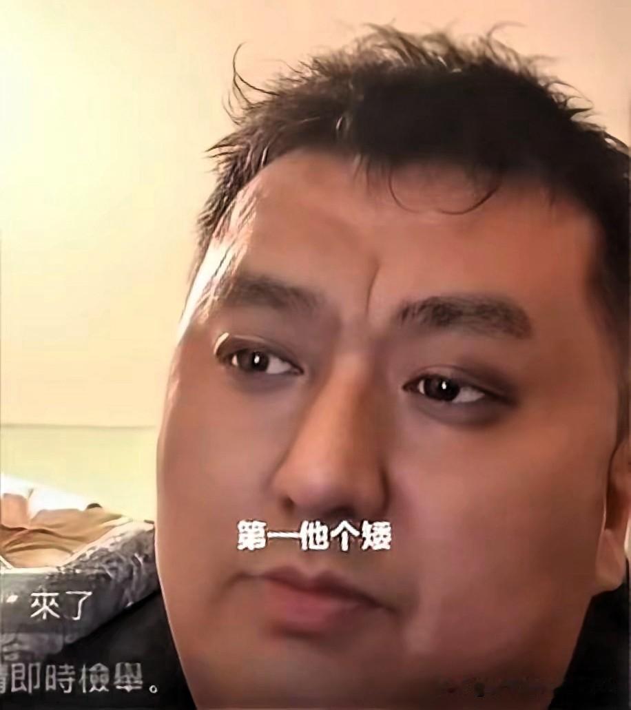 985相声博士李宏烨罕见公正点评郭德纲！抛开恩怨，精准看清老郭三大舞台硬实力！