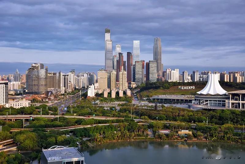 南宁楼市：2026年1‑5至8‑12，东盟商务区站稳1.5万，星湖板块1.4