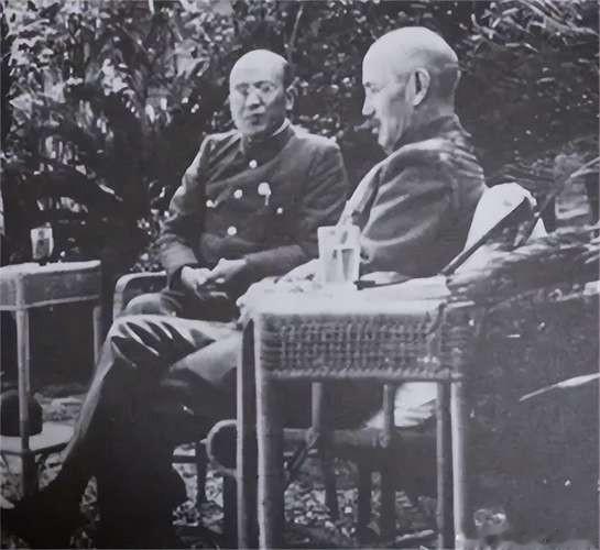 1966年，白崇禧病逝，蒋介石去吊唁，在灵堂上问白家人有何困难，白崇禧小儿子的一