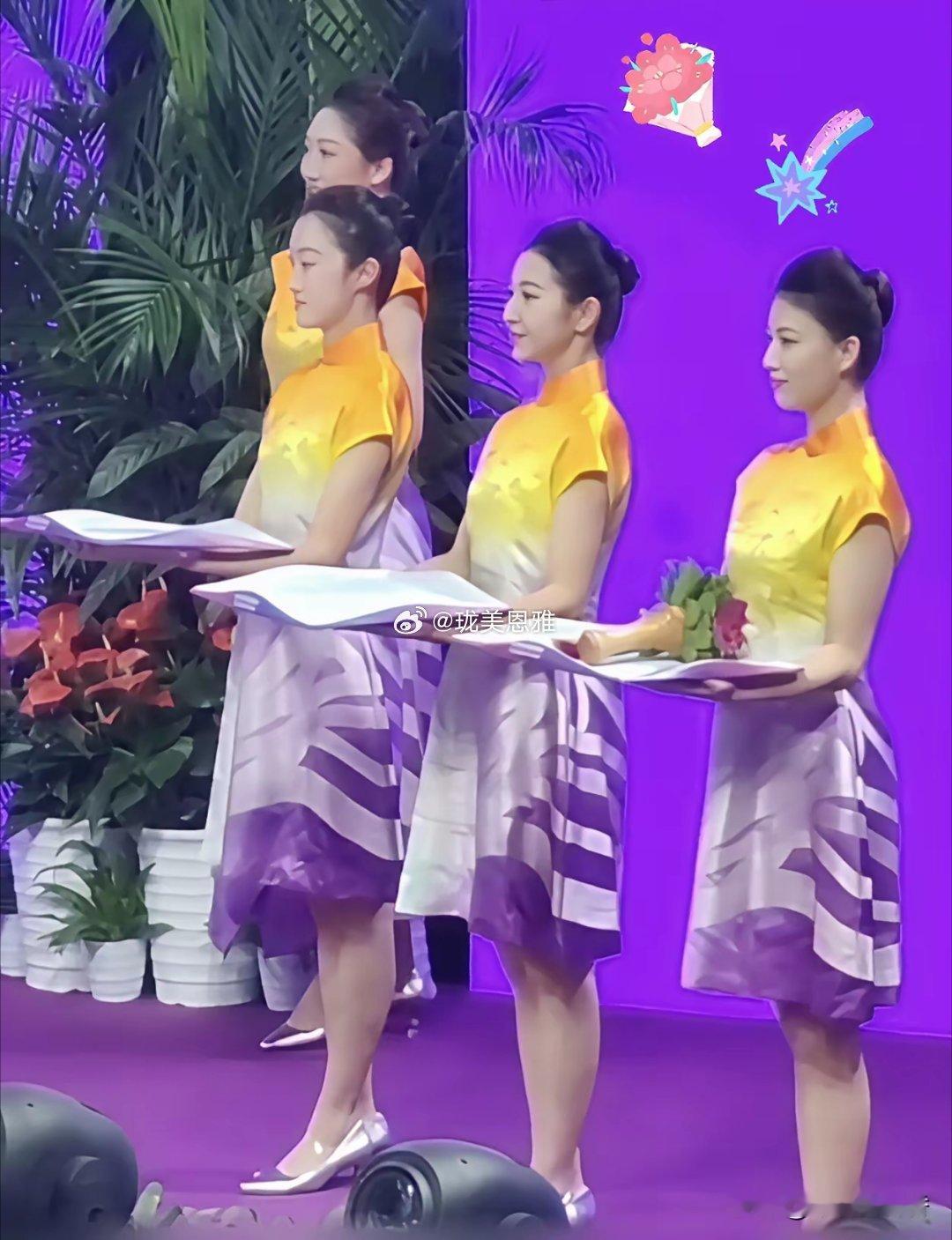杭州礼仪美出圈，日本换大妈颁奖，谁做对了？​​​