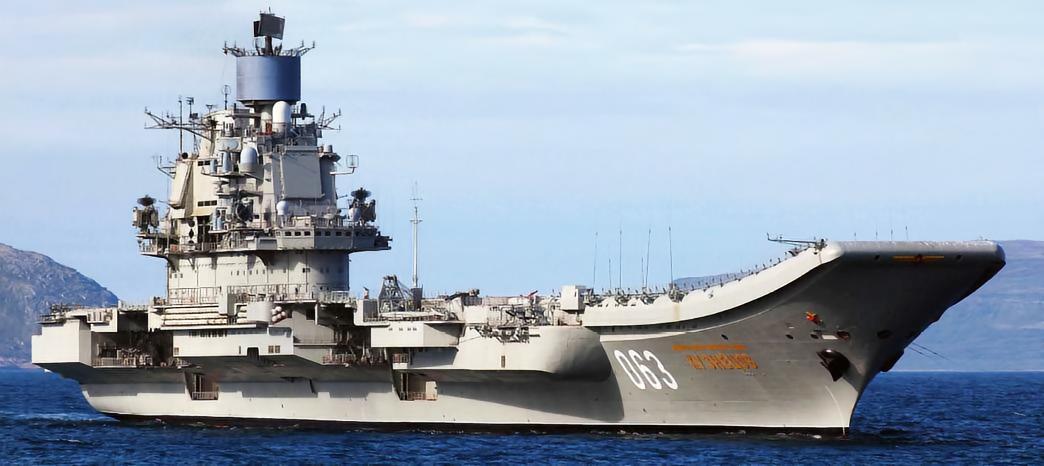 每天认识一件兵器俄罗斯“库兹涅佐夫”号航空母舰“库兹涅佐夫”号（Kuznets